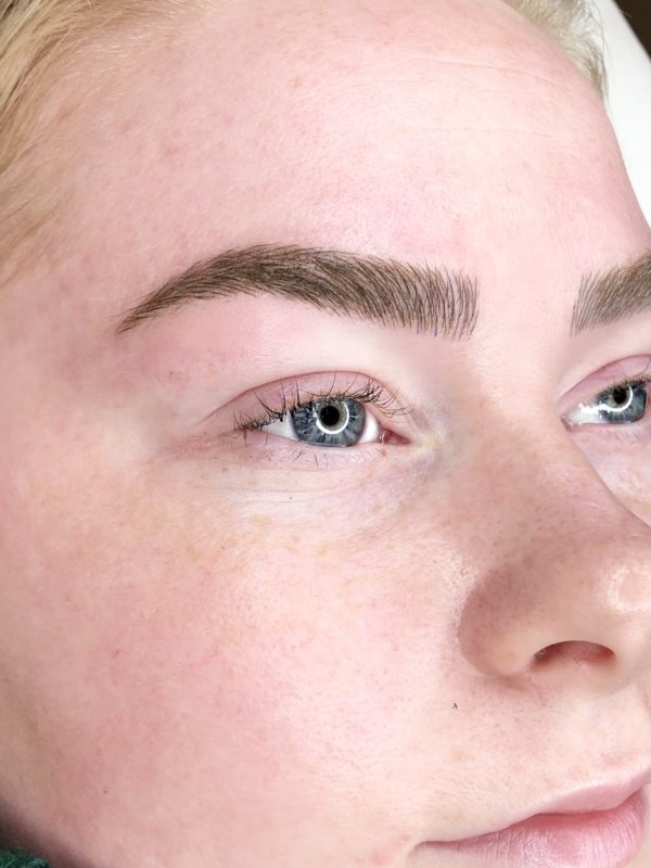 MICROBLADING FØR ETTER WOWBROW